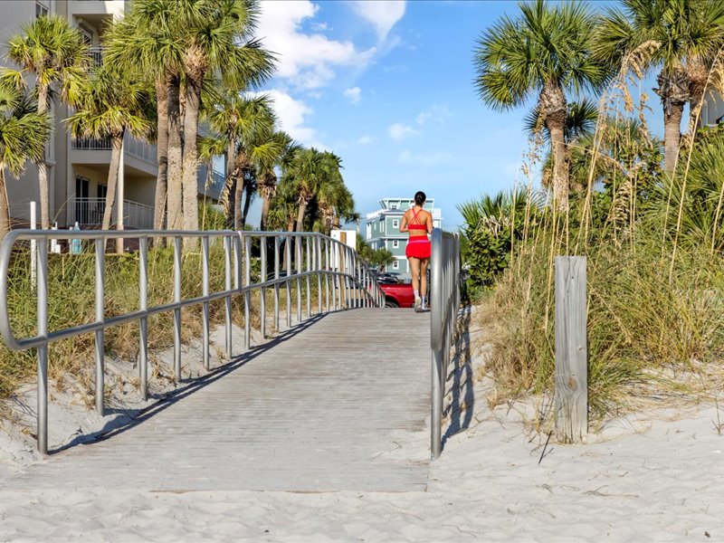 Gulf Coast Beach - Still Getaways